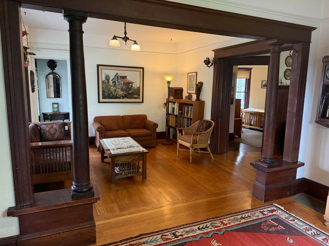 2221 McGee Ave, Berkeley, CA 94703