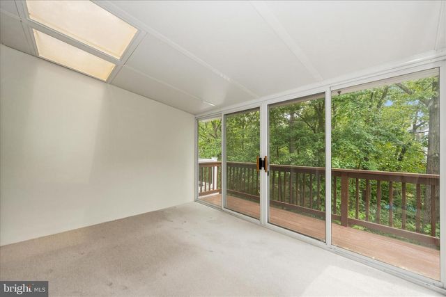 2211 COMMISSARY CIR, Odenton, MD 21113
