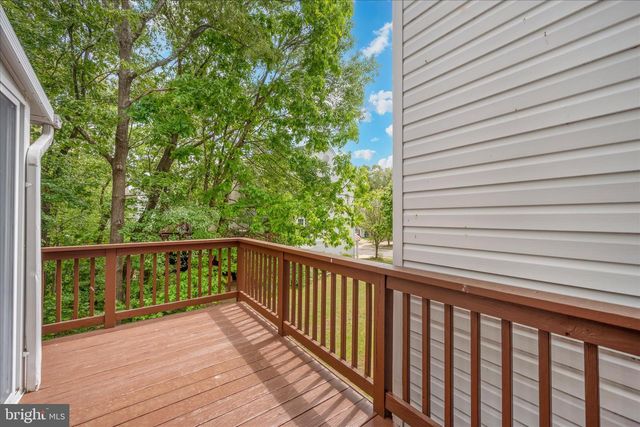 2211 COMMISSARY CIR, Odenton, MD 21113