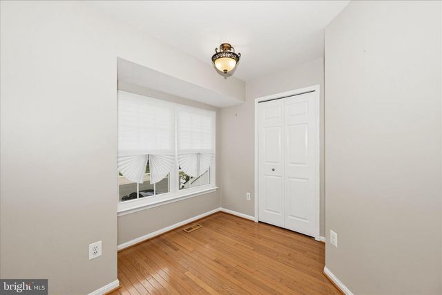 2211 COMMISSARY CIR, Odenton, MD 21113