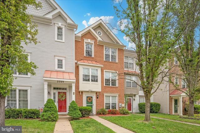 2211 COMMISSARY CIR, Odenton, MD 21113