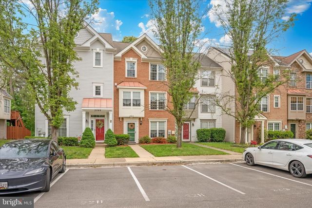 2211 COMMISSARY CIR, Odenton, MD 21113