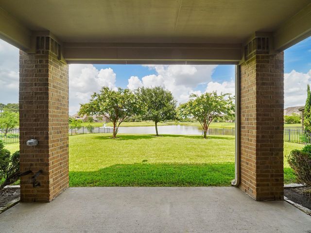 3703 Blushing Hollow Drive, Katy, TX 77494
