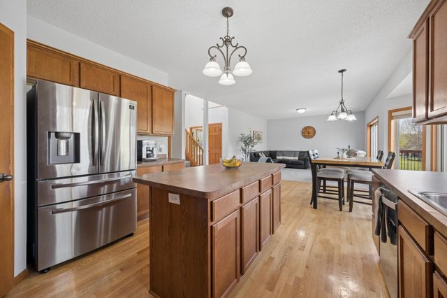 6657 E Oak Drive, Monticello, MN 55362