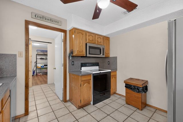 105 Prairie Creek Road, Red Oak, TX 75154
