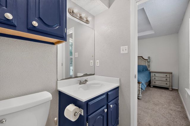 105 Prairie Creek Road, Red Oak, TX 75154