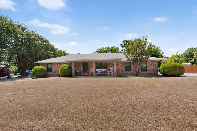 105 Prairie Creek Road, Red Oak, TX 75154