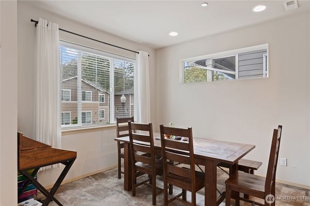 2440 Seringa Avenue, Bremerton, WA 98310