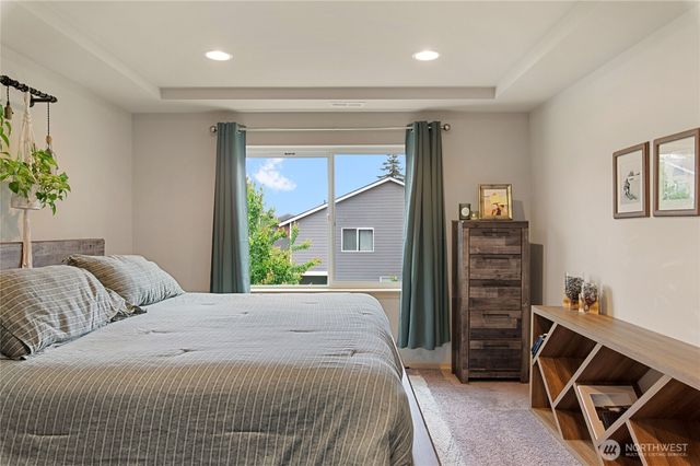 2440 Seringa Avenue, Bremerton, WA 98310