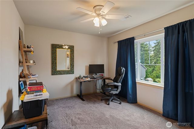 2440 Seringa Avenue, Bremerton, WA 98310