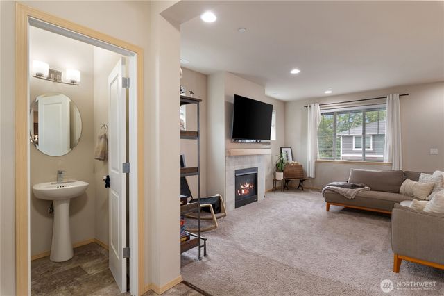 2440 Seringa Avenue, Bremerton, WA 98310