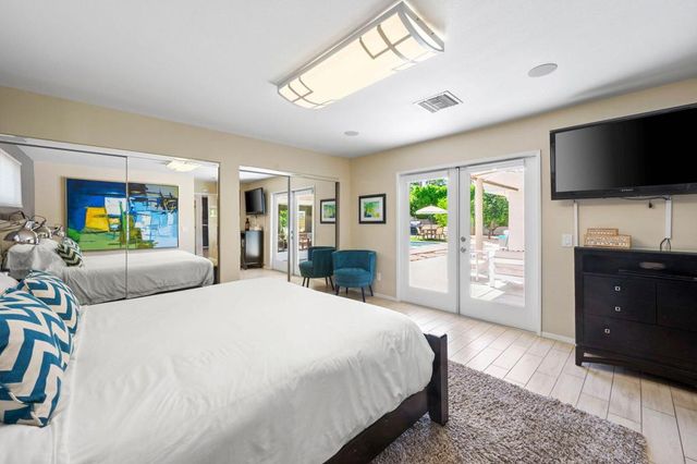 1574 S Via Soledad, Palm Springs, CA 92264