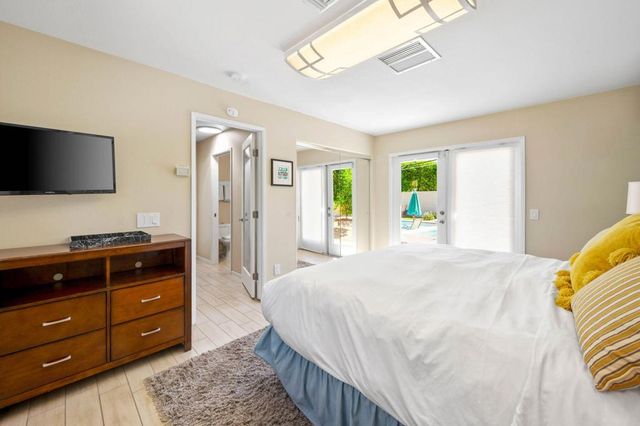 1574 S Via Soledad, Palm Springs, CA 92264