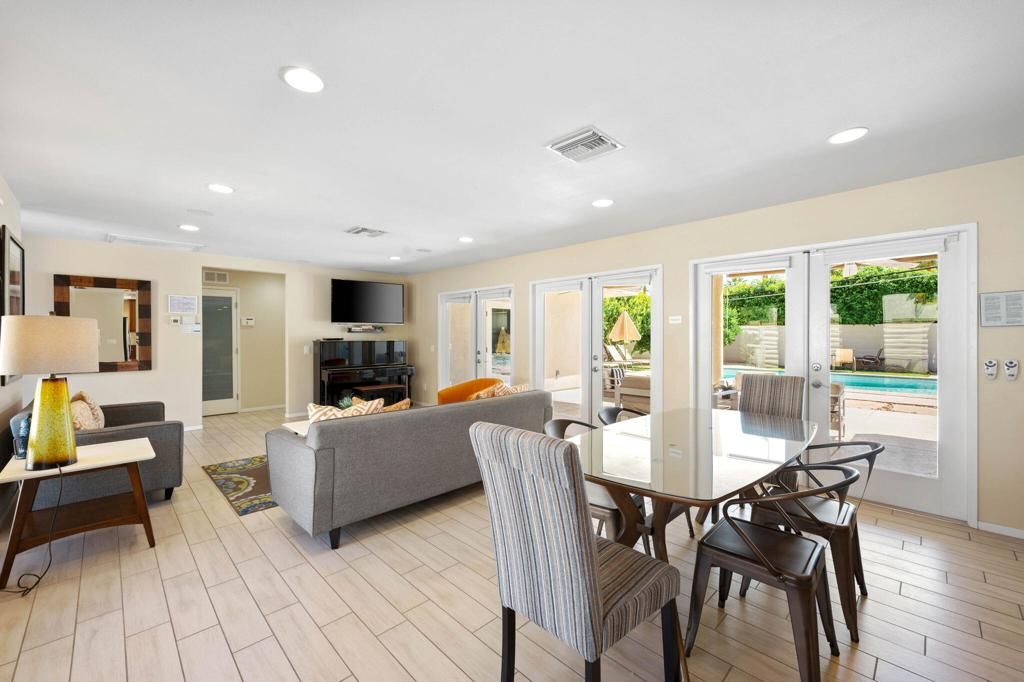 Image 13 of property listing at 1574 S Via Soledad, Palm Springs, CA 92264