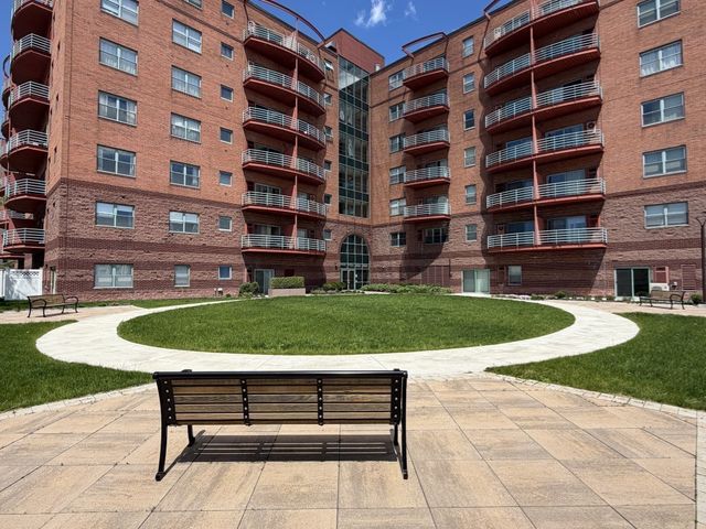 100 West Squantum 104, Quincy, MA 02171