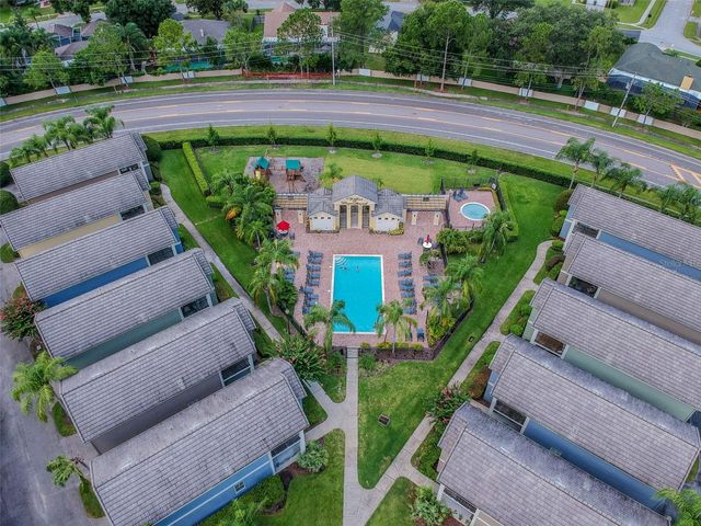 4009 SAND PALM COURT, Tampa, FL 33624