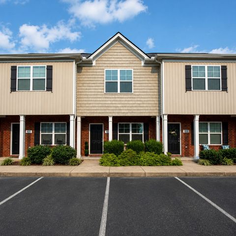 820 Staten Dr, Murfreesboro, TN 37128