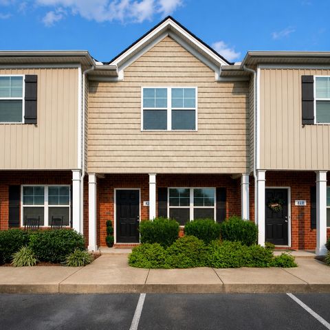 820 Staten Dr, Murfreesboro, TN 37128