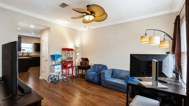 820 Staten Dr, Murfreesboro, TN 37128