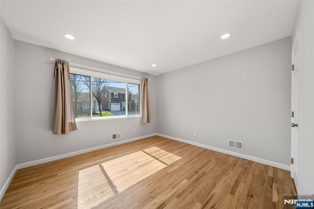 6 Carrie Road, North Arlington, NJ 07031