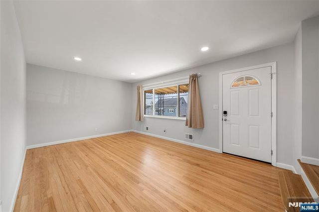 6 Carrie Road, North Arlington, NJ 07031