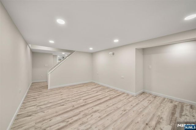 6 Carrie Road, North Arlington, NJ 07031