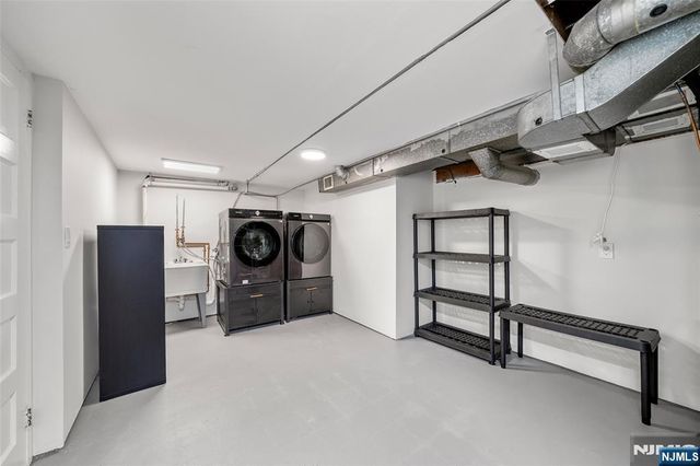 6 Carrie Road, North Arlington, NJ 07031