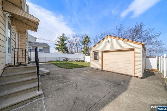 6 Carrie Road, North Arlington, NJ 07031