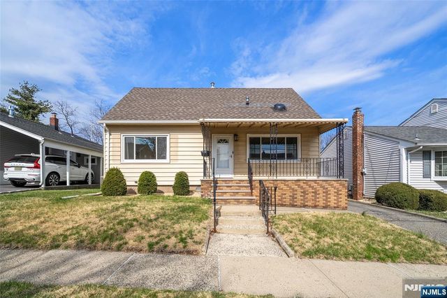 6 Carrie Road, North Arlington, NJ 07031