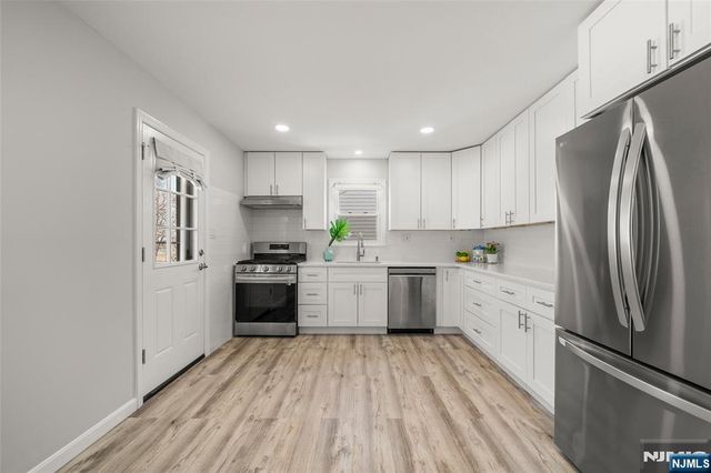 6 Carrie Road, North Arlington, NJ 07031