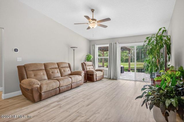 3623 SUMMIT OAKS Drive, Green Cove Springs, FL 32043