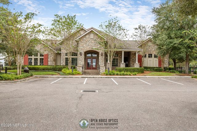 3623 SUMMIT OAKS Drive, Green Cove Springs, FL 32043