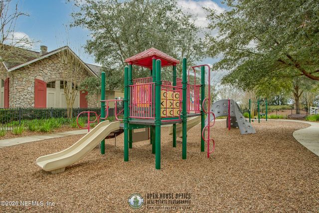 3623 SUMMIT OAKS Drive, Green Cove Springs, FL 32043