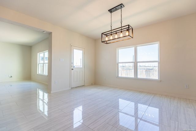 15231 Harbor, Von Ormy, TX 78073