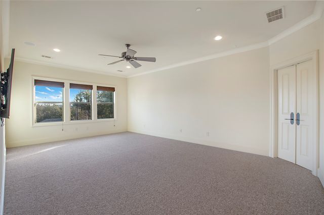 2945 Dyer Street, University Park, TX 75205