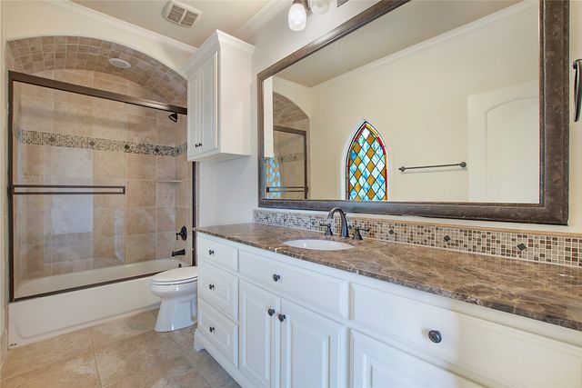 2945 Dyer Street, University Park, TX 75205