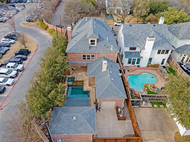 2945 Dyer Street, University Park, TX 75205