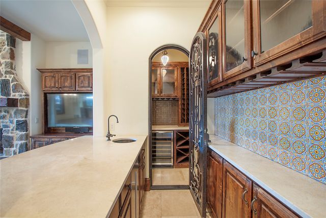 2945 Dyer Street, University Park, TX 75205