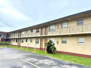 3905 SW 78th Ct 209, Miami, FL 33155