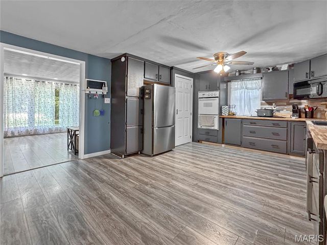3916 Centreville Avenue, Belleville, IL 62223