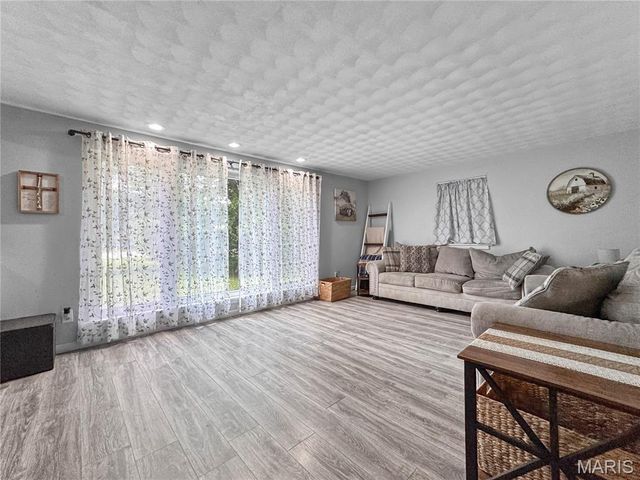 3916 Centreville Avenue, Belleville, IL 62223