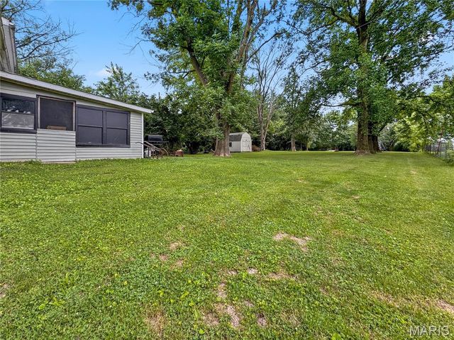 3916 Centreville Avenue, Belleville, IL 62223
