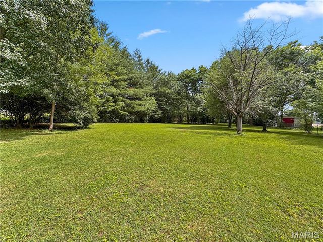 3916 Centreville Avenue, Belleville, IL 62223