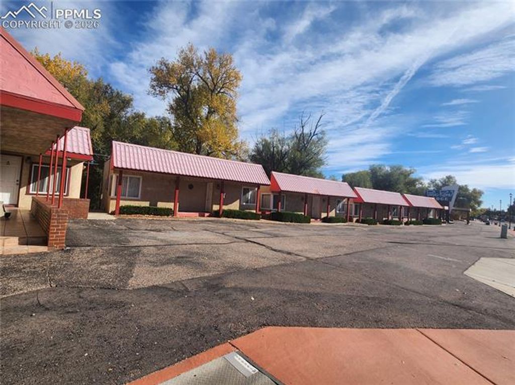 54 Manitou Avenue, Manitou Springs, CO 80829 — photo 4