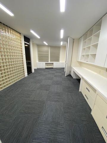 2 Park Plaza 314-316, Boston, MA 02116