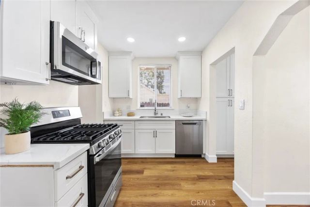 2829 Dracena Street, Bakersfield, CA 93304