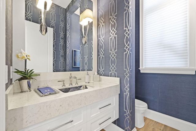 3700 NE 24th Avenue, Lighthouse Point, FL 33064