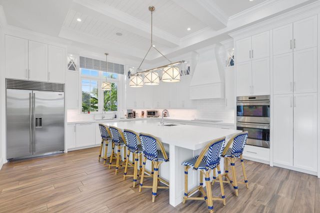 3700 NE 24th Avenue, Lighthouse Point, FL 33064