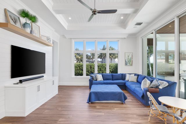 3700 NE 24th Avenue, Lighthouse Point, FL 33064