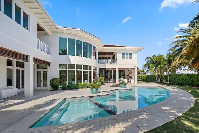 3700 NE 24th Avenue, Lighthouse Point, FL 33064